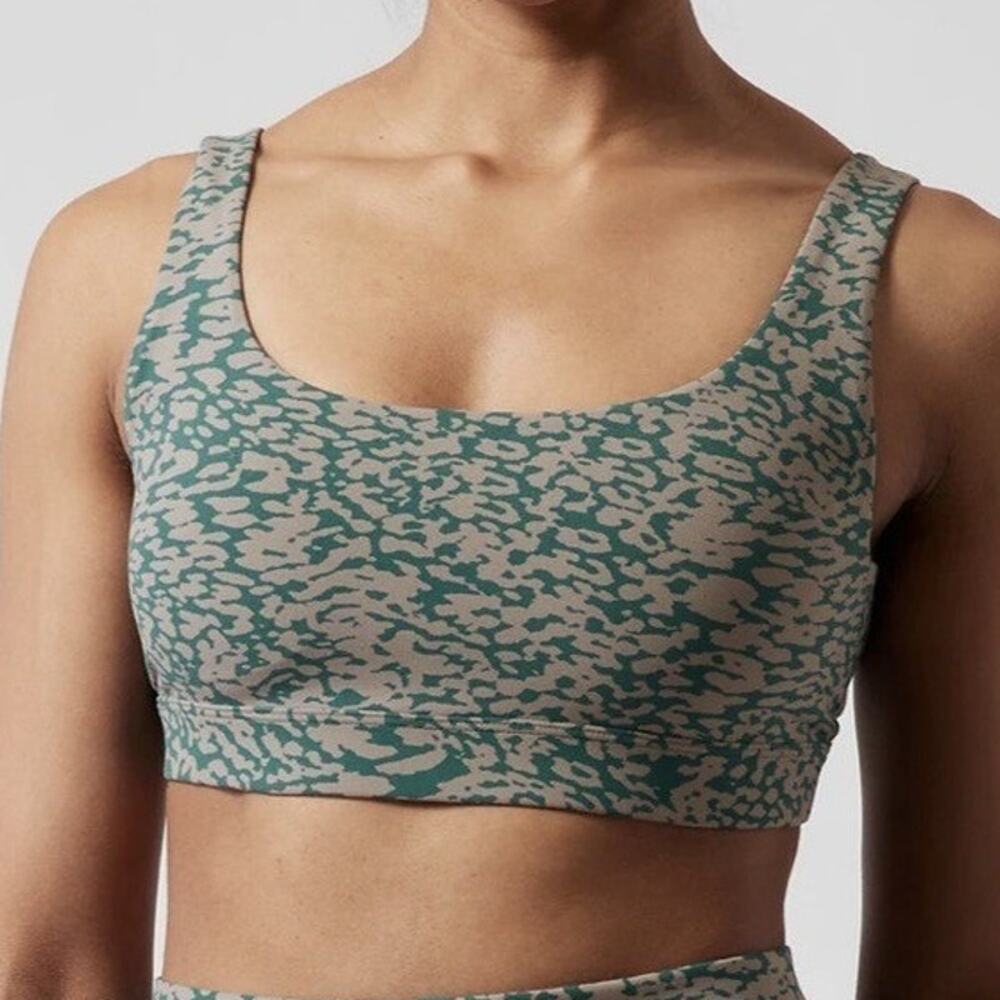 Athleta Exhale Sports Bra Ocelot Spot Bluff Gray Women's Size XL New With Tags
